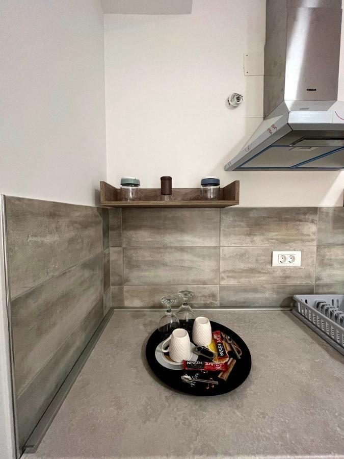 Darki Apartments 3 - Very Central Stay With Free Parking Охрид Екстер'єр фото