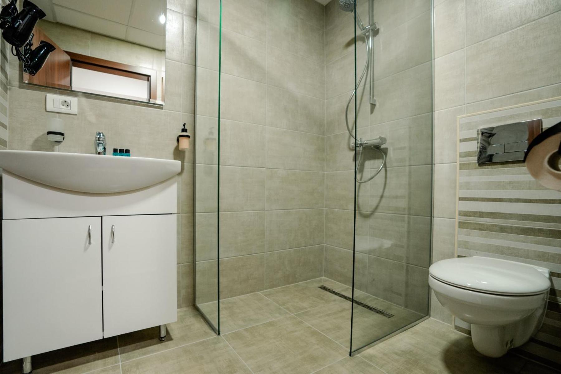Darki Apartments 3 - Very Central Stay With Free Parking Охрид Екстер'єр фото