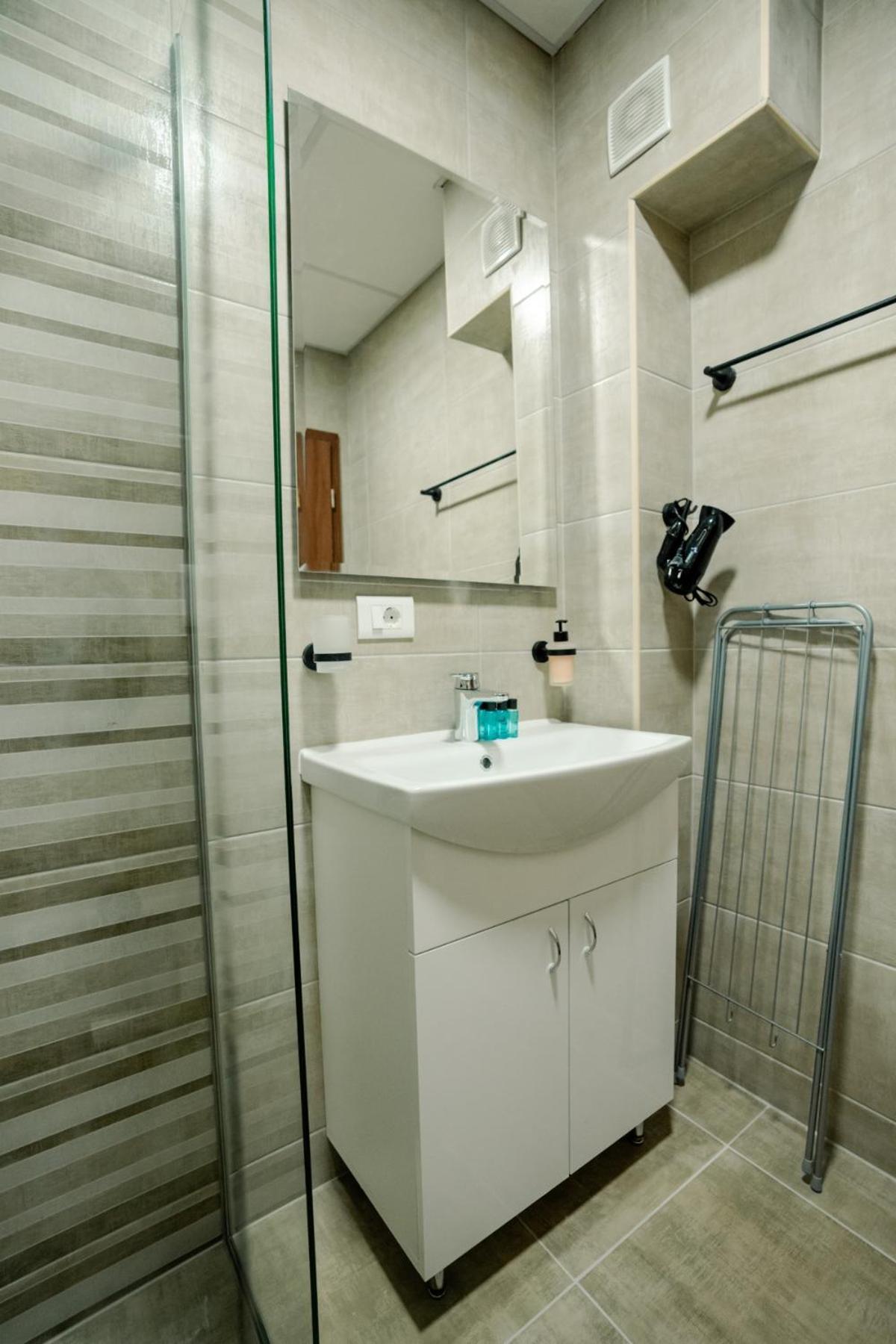 Darki Apartments 3 - Very Central Stay With Free Parking Охрид Екстер'єр фото