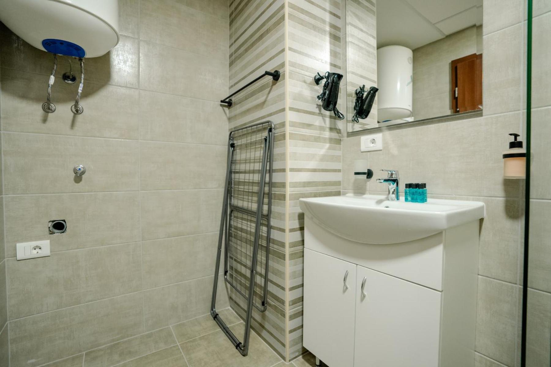 Darki Apartments 3 - Very Central Stay With Free Parking Охрид Екстер'єр фото