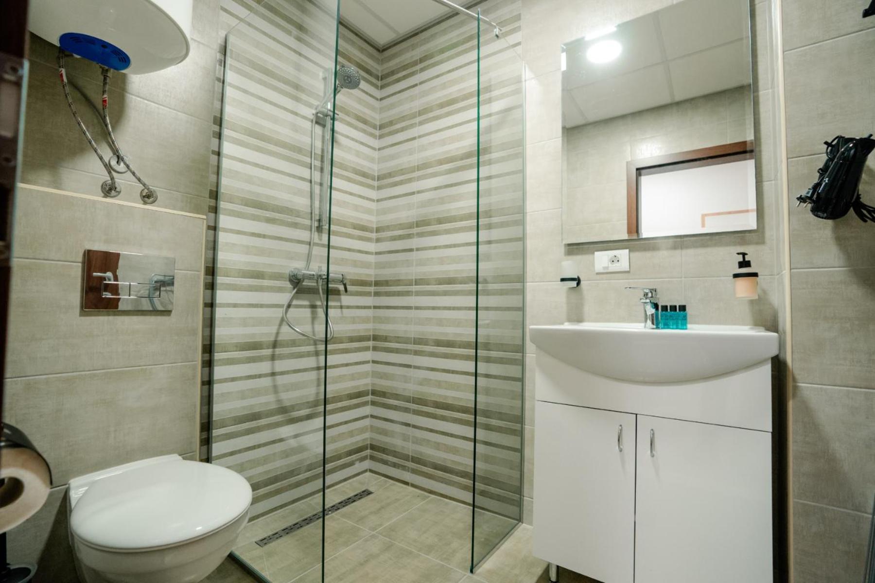 Darki Apartments 3 - Very Central Stay With Free Parking Охрид Екстер'єр фото