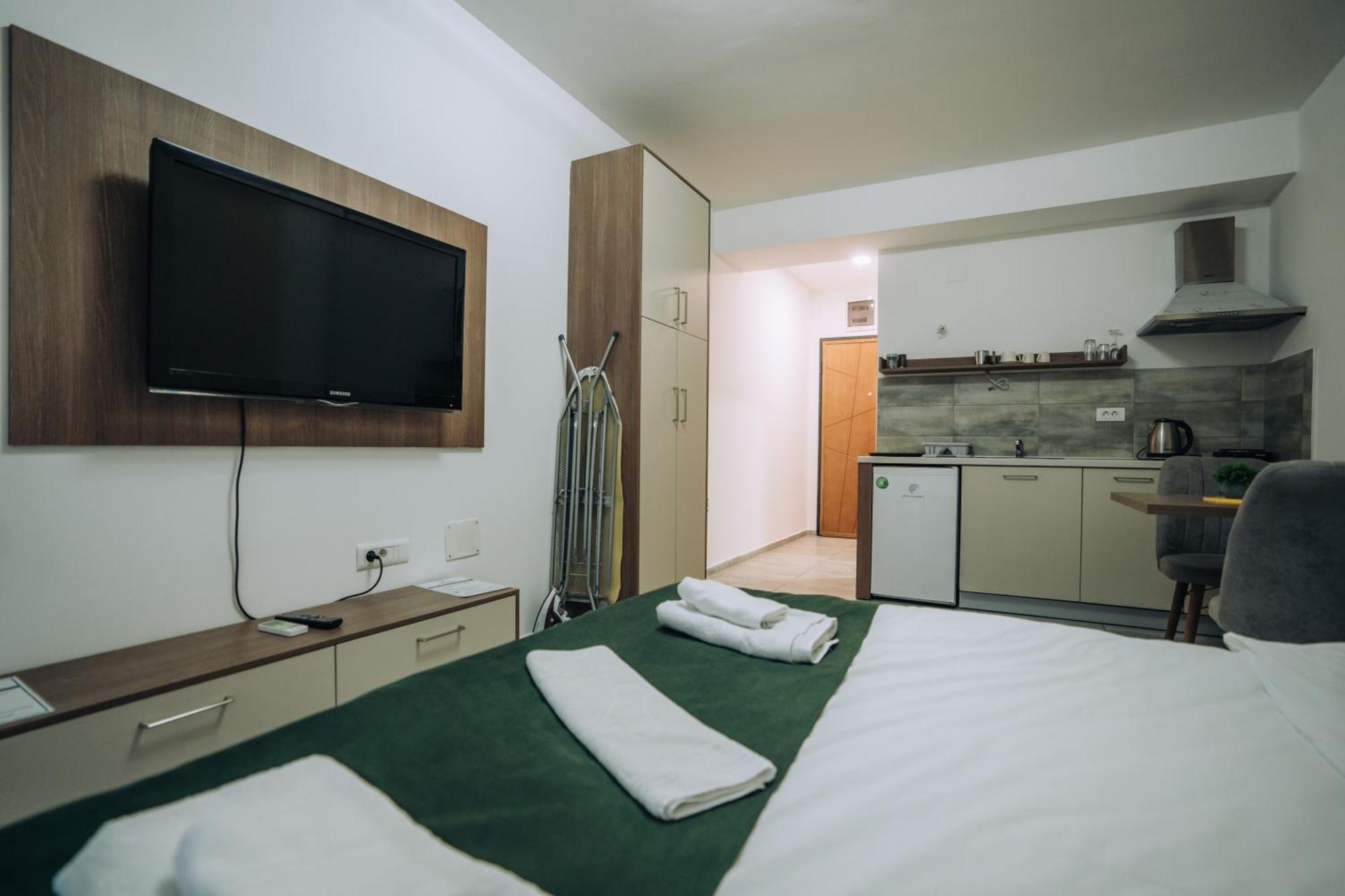 Darki Apartments 3 - Very Central Stay With Free Parking Охрид Екстер'єр фото